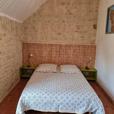 ベッド・アンド・ブレックファスト Domaine De La Cour Vautier 3*