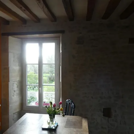 ベッド・アンド・ブレックファスト Domaine De La Cour Vautier Mandeville-en-Bessin
