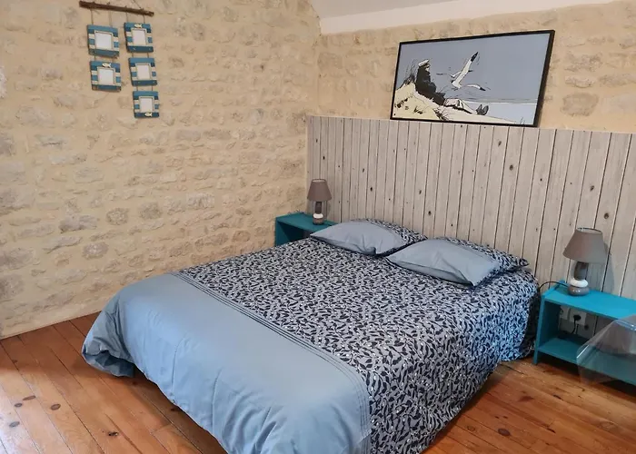 Domaine De La Cour Vautier 3*