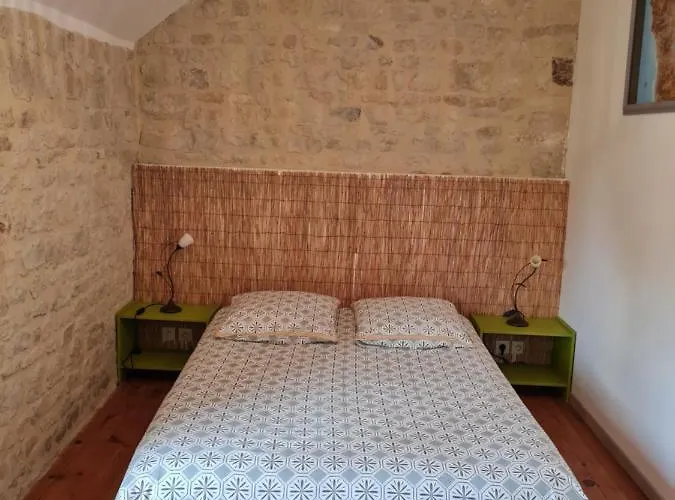 Bed & Breakfast Domaine De La Cour Vautier 3*