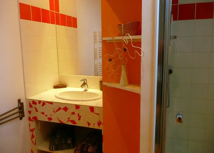 Domaine De La Cour Vautier 3*